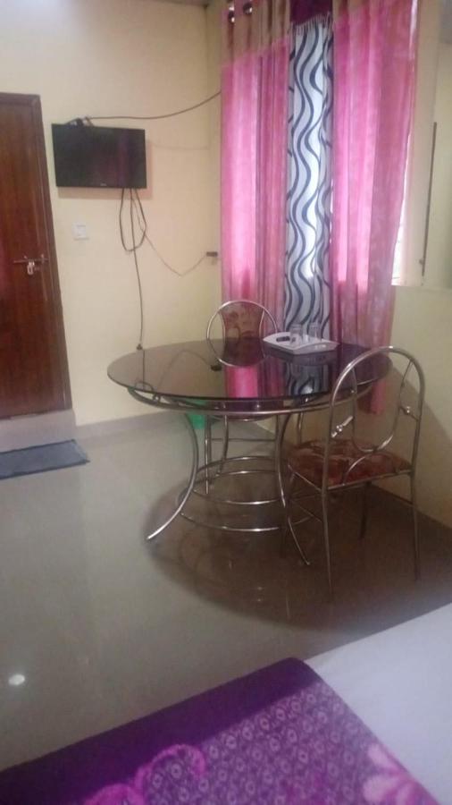 Riya Home Stay Munnar Anaviratty Eksteriør billede