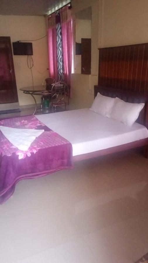 Riya Home Stay Munnar Anaviratty Eksteriør billede