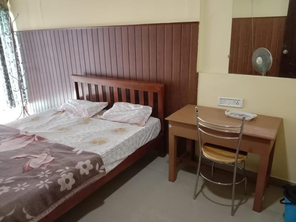 Riya Home Stay Munnar Anaviratty Eksteriør billede