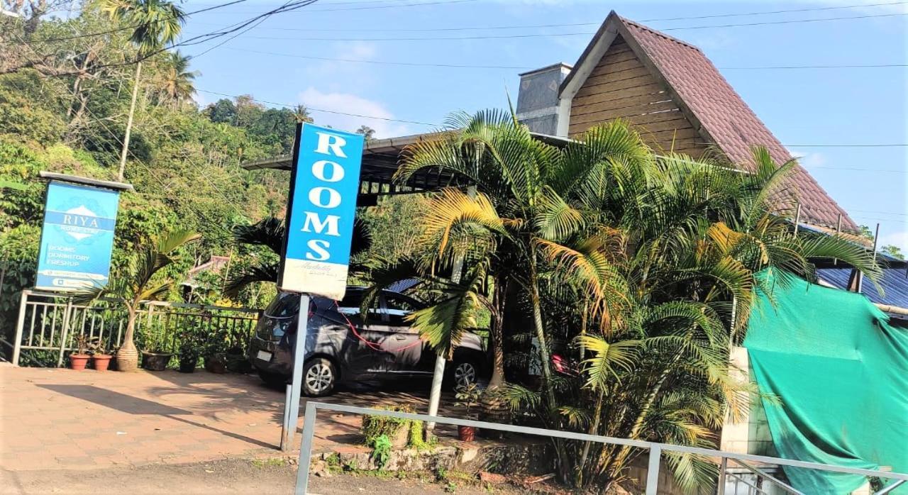 Riya Home Stay Munnar Anaviratty Eksteriør billede