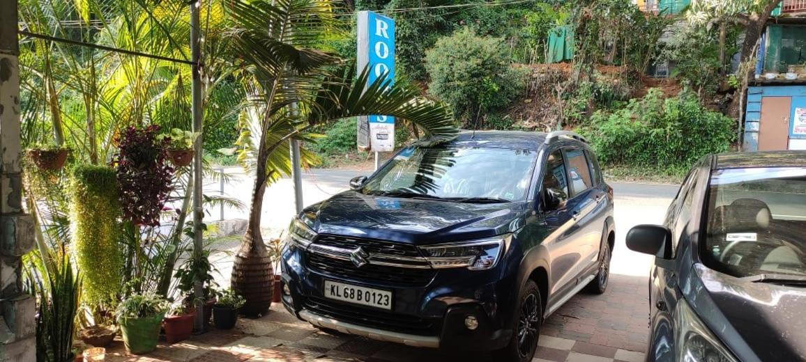Riya Home Stay Munnar Anaviratty Eksteriør billede