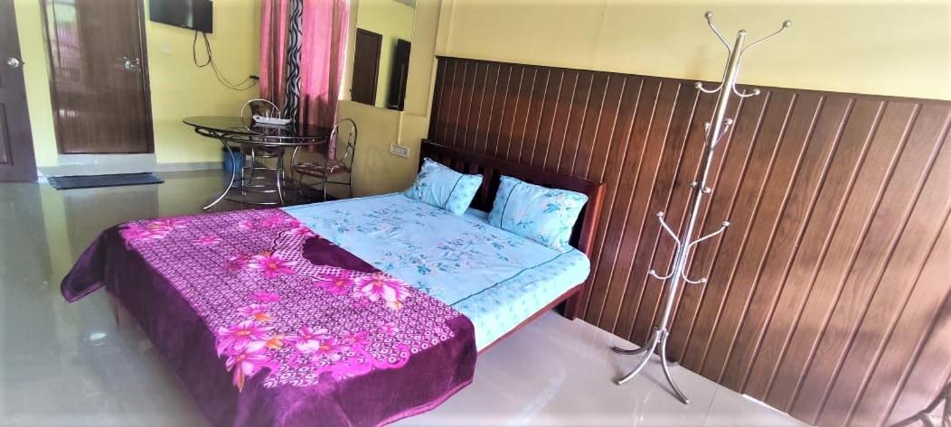 Riya Home Stay Munnar Anaviratty Eksteriør billede