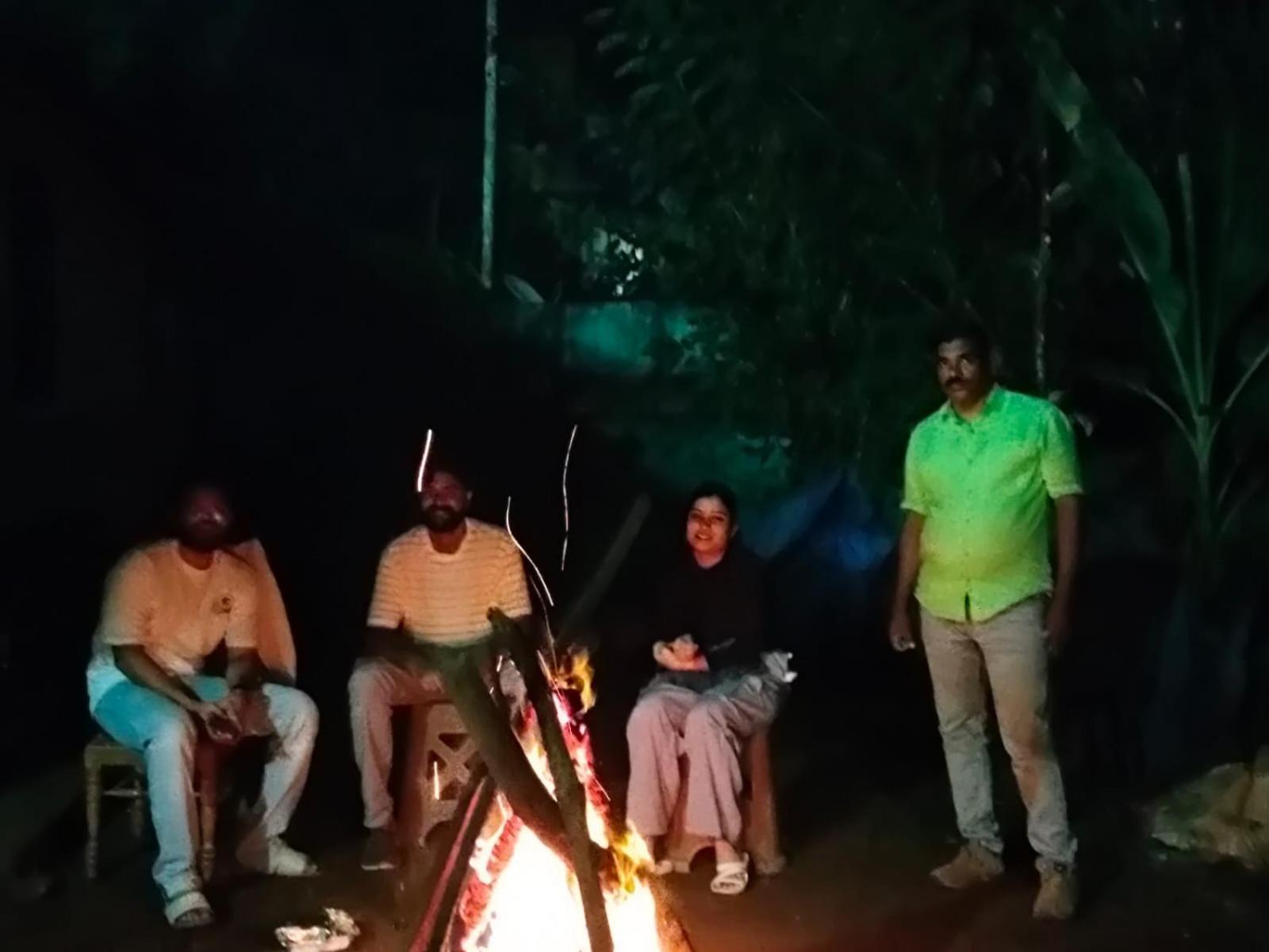 Riya Home Stay Munnar Anaviratty Eksteriør billede